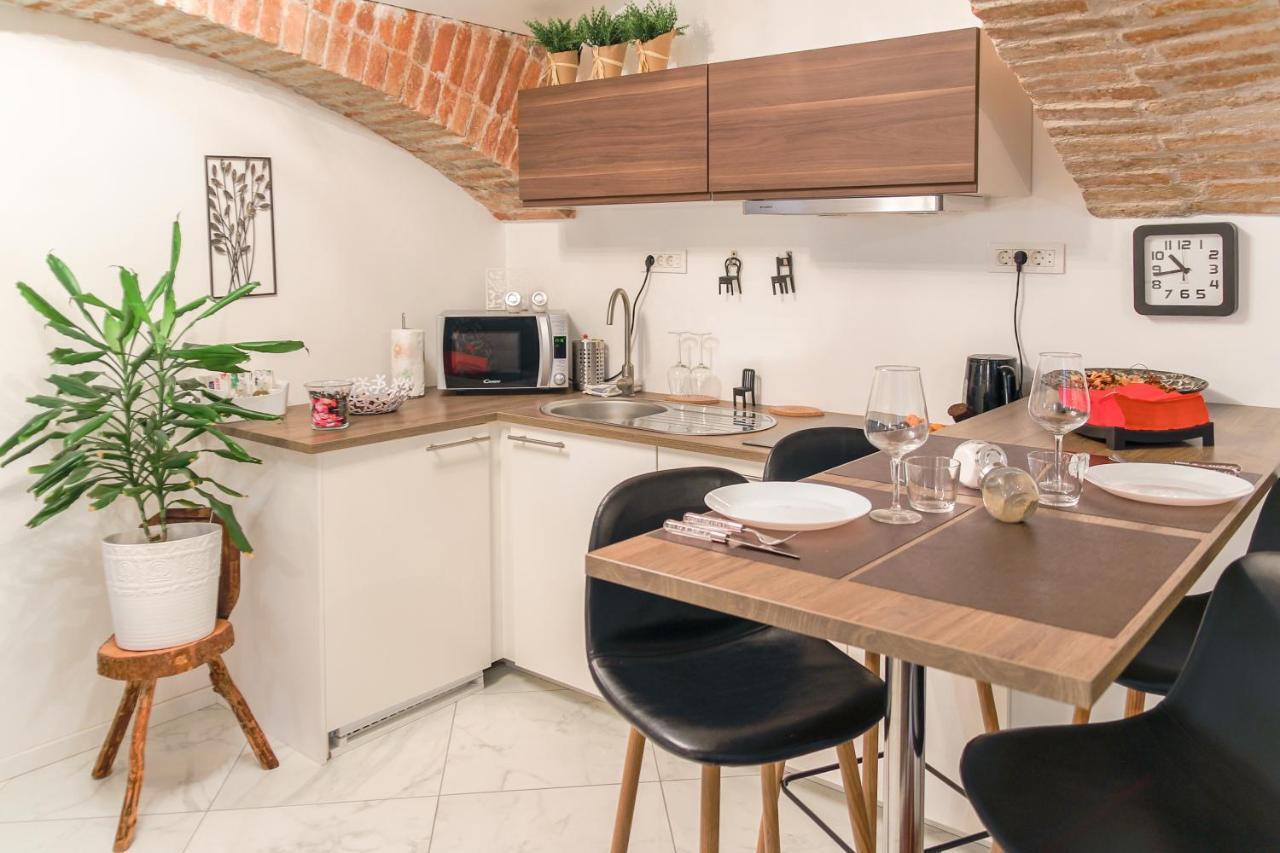 Apartment La Bodega Zagabria Esterno foto